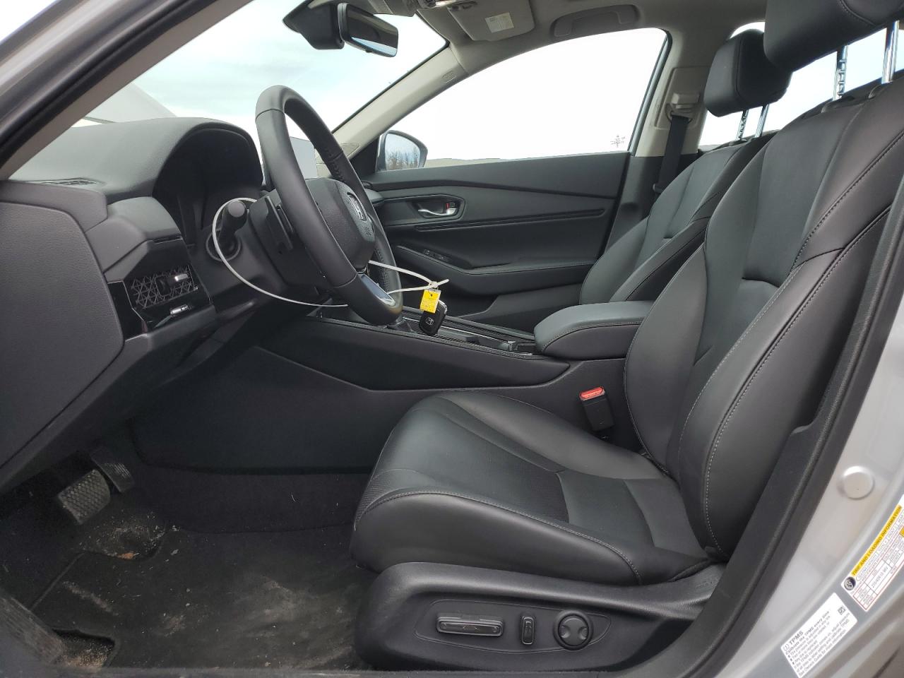 2024 Honda Accord Touring Hybrid VIN: 1HGCY2F87RA077620 Lot: 65668285