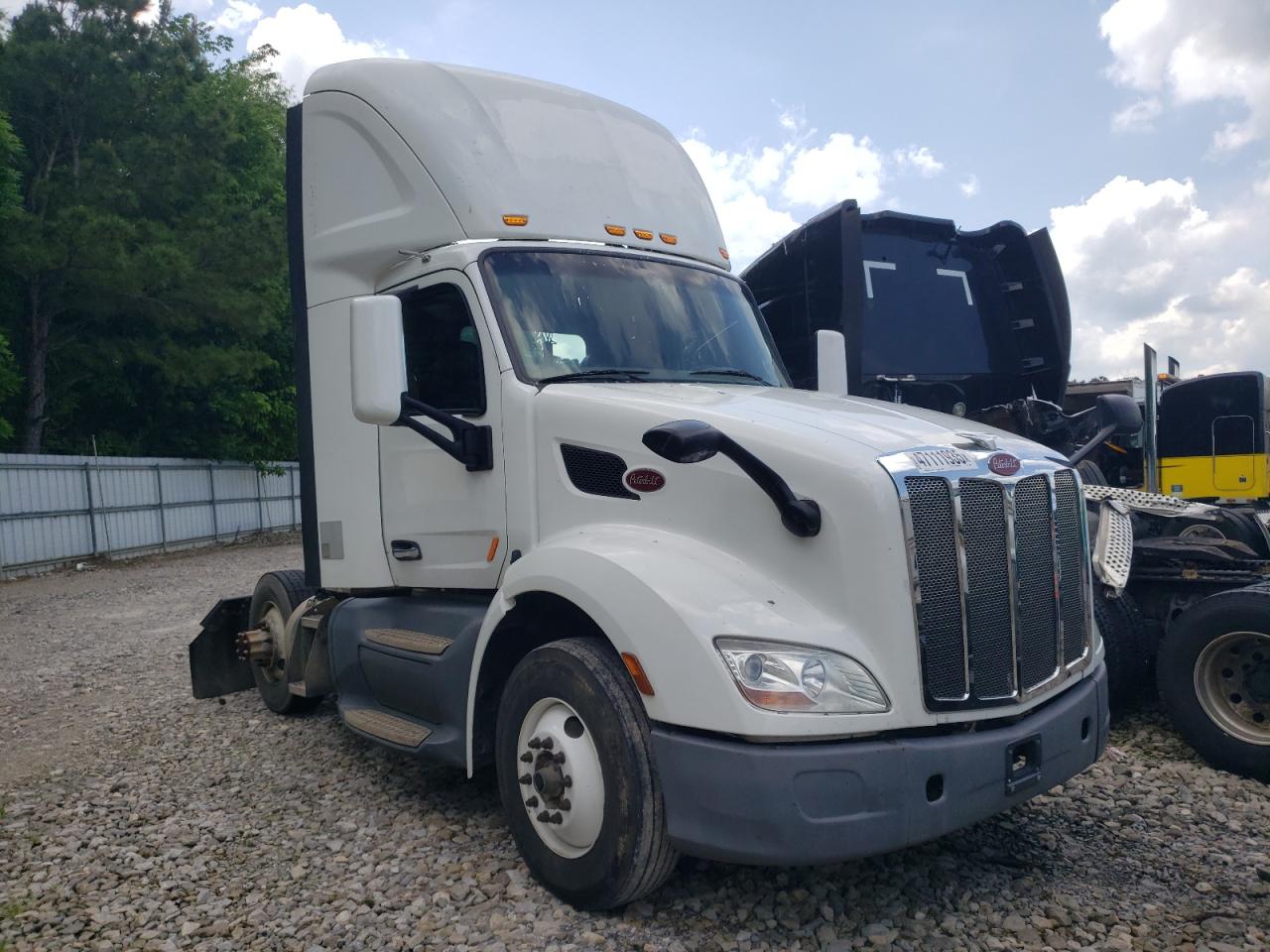 2017 Peterbilt 579 Semi Truck en Venta en Florence, MS - Normal Wear