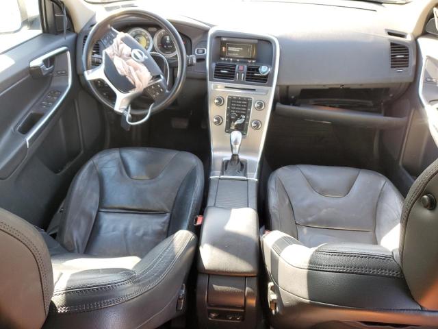  VOLVO XC60 2013 Серебристый