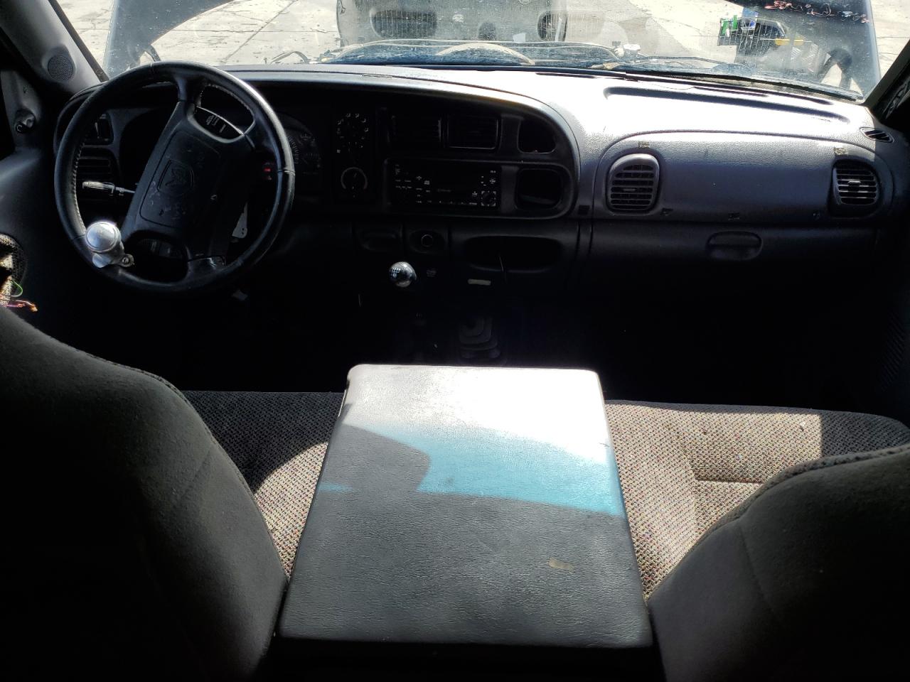 2001 Dodge Ram 2500 VIN: 3B7KF23781G796831 Lot: 52644395