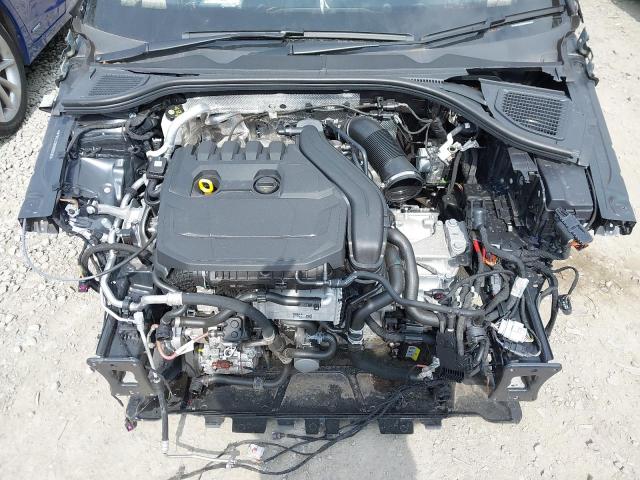 2024 VOLKSWAGEN GOLF LIFE