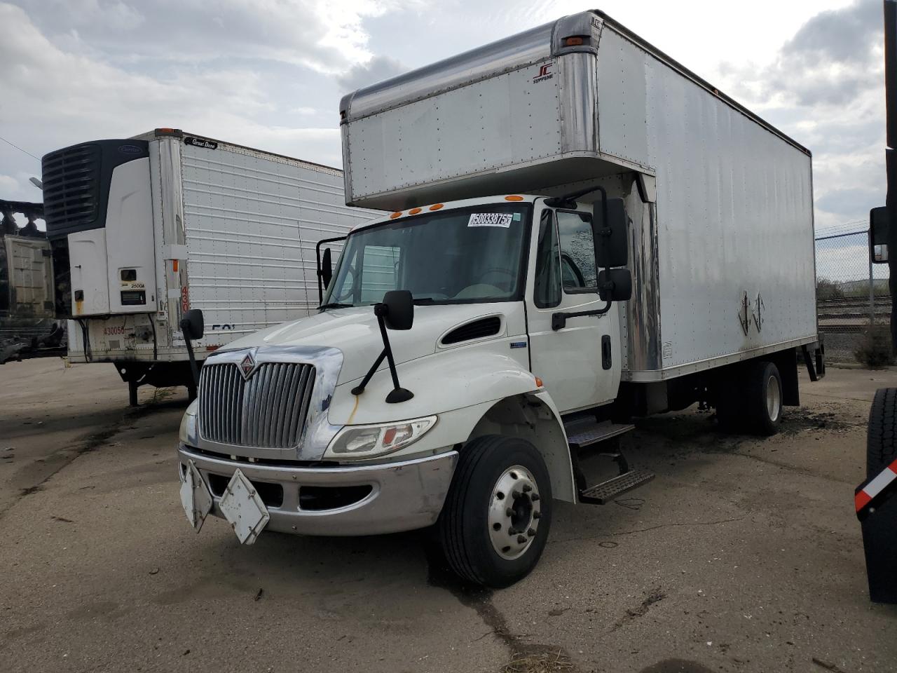 2008 International 4000 4100 for Sale in Moraine, OH - Minor Dent/Scratches