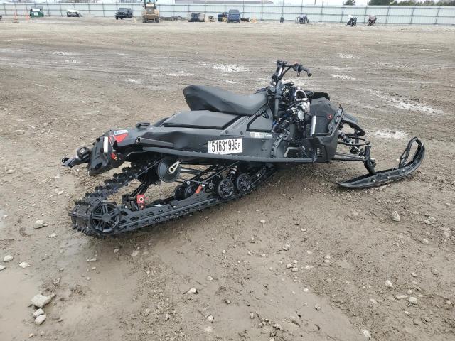 2025 SKIDOO SNOWMOBILE