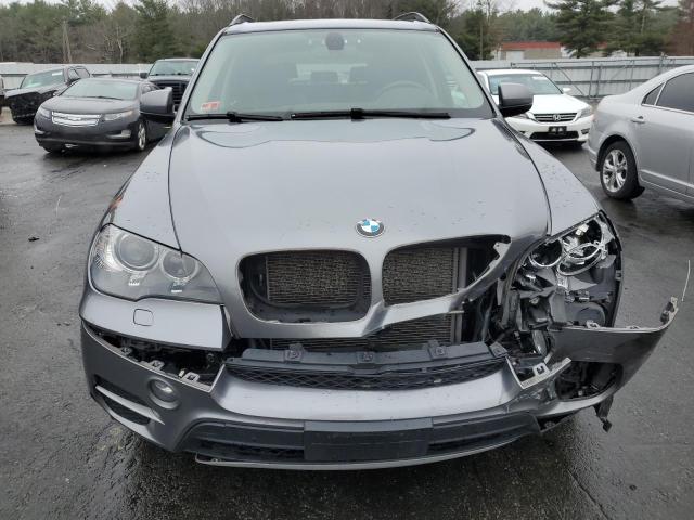 Паркетники BMW X5 2013 Серый