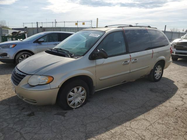 2005 Chrysler Town & Country Touring