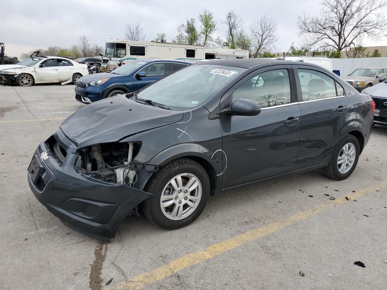 2015 Chevrolet Sonic Lt იყიდება Bridgeton-ში, MO - Front End