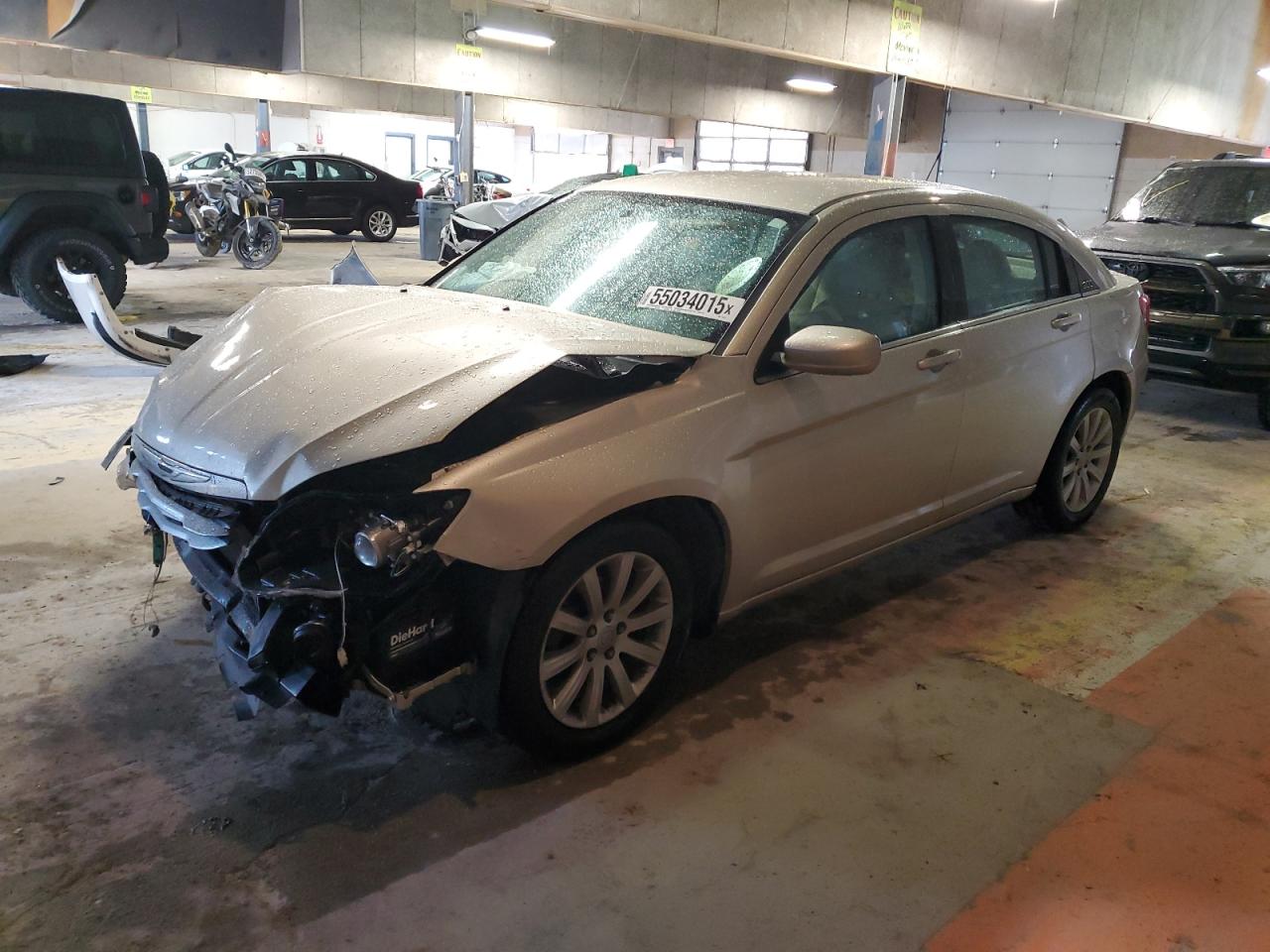 2014 Chrysler 200 Touring for Sale in Indianapolis, IN - Front End