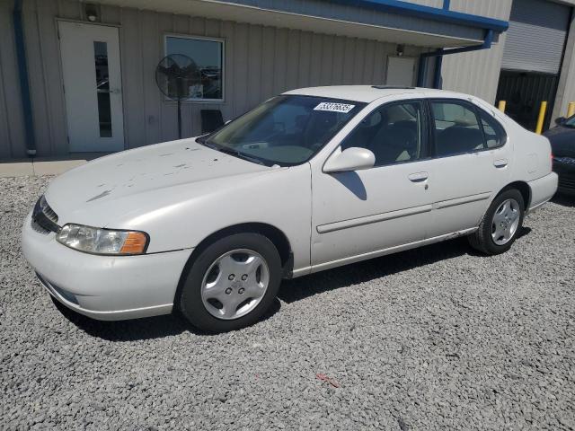 2000 Nissan Altima Xe