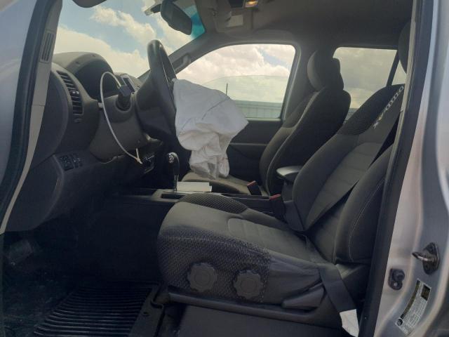  NISSAN FRONTIER 2016 Srebrny