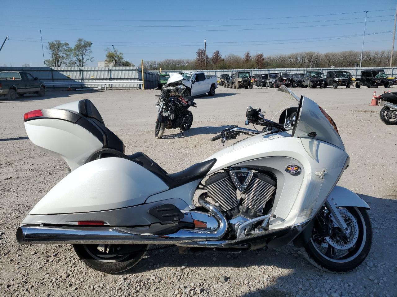 2011 Victory Motorcycles Vision Tour за продажба в Des Moines, IA - Front End