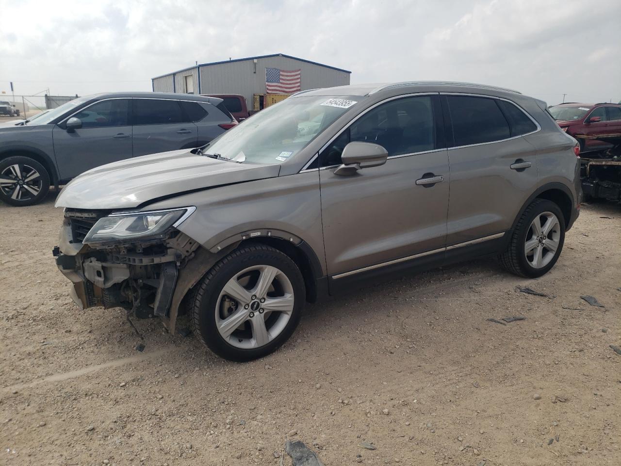 2016 Lincoln Mkc Premiere for Sale in Amarillo, TX - Side