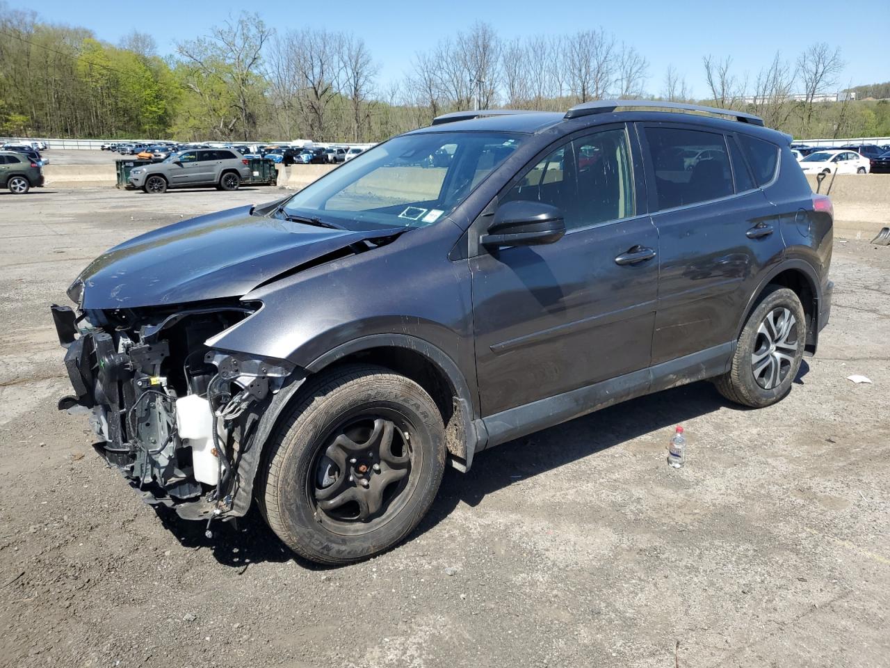 2018 Toyota Rav4 Le for Sale in Marlboro, NY - Front End