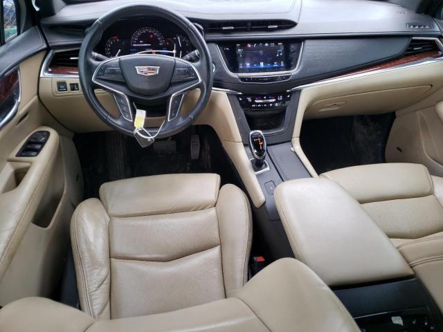 CADILLAC XT5 2017 Czarny