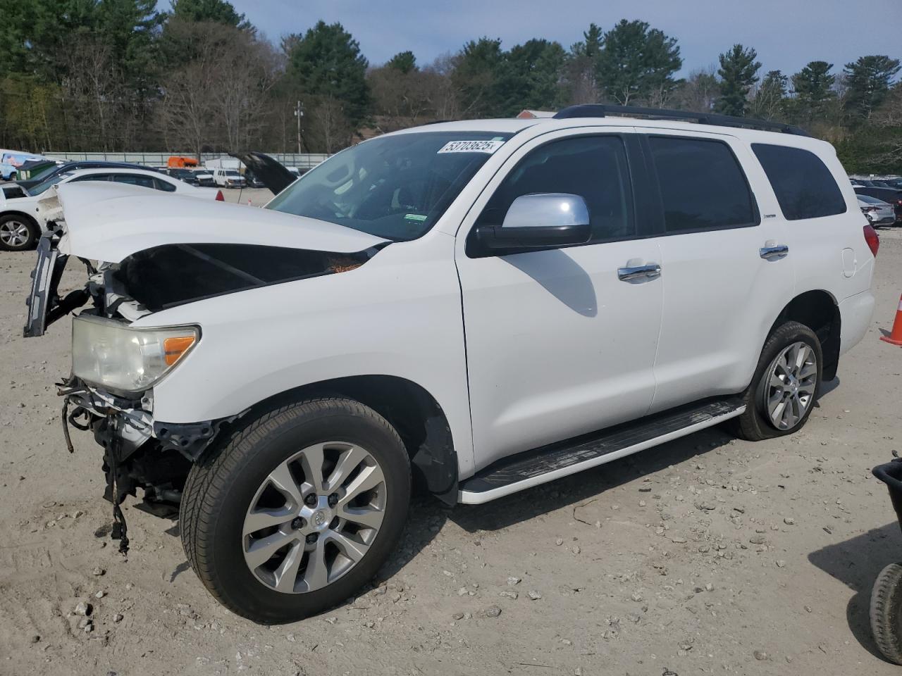 2014 Toyota Sequoia Limited იყიდება Mendon-ში, MA - Front End