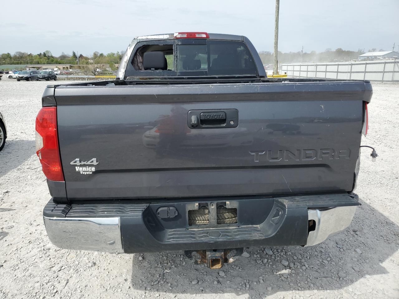 2018 Toyota Tundra Double Cab Sr VIN: 5TFUW5F18JX754382 Lot: 53284795