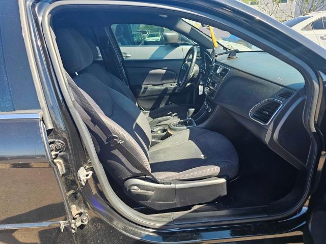 Sedans CHRYSLER 200 2013 Czarny