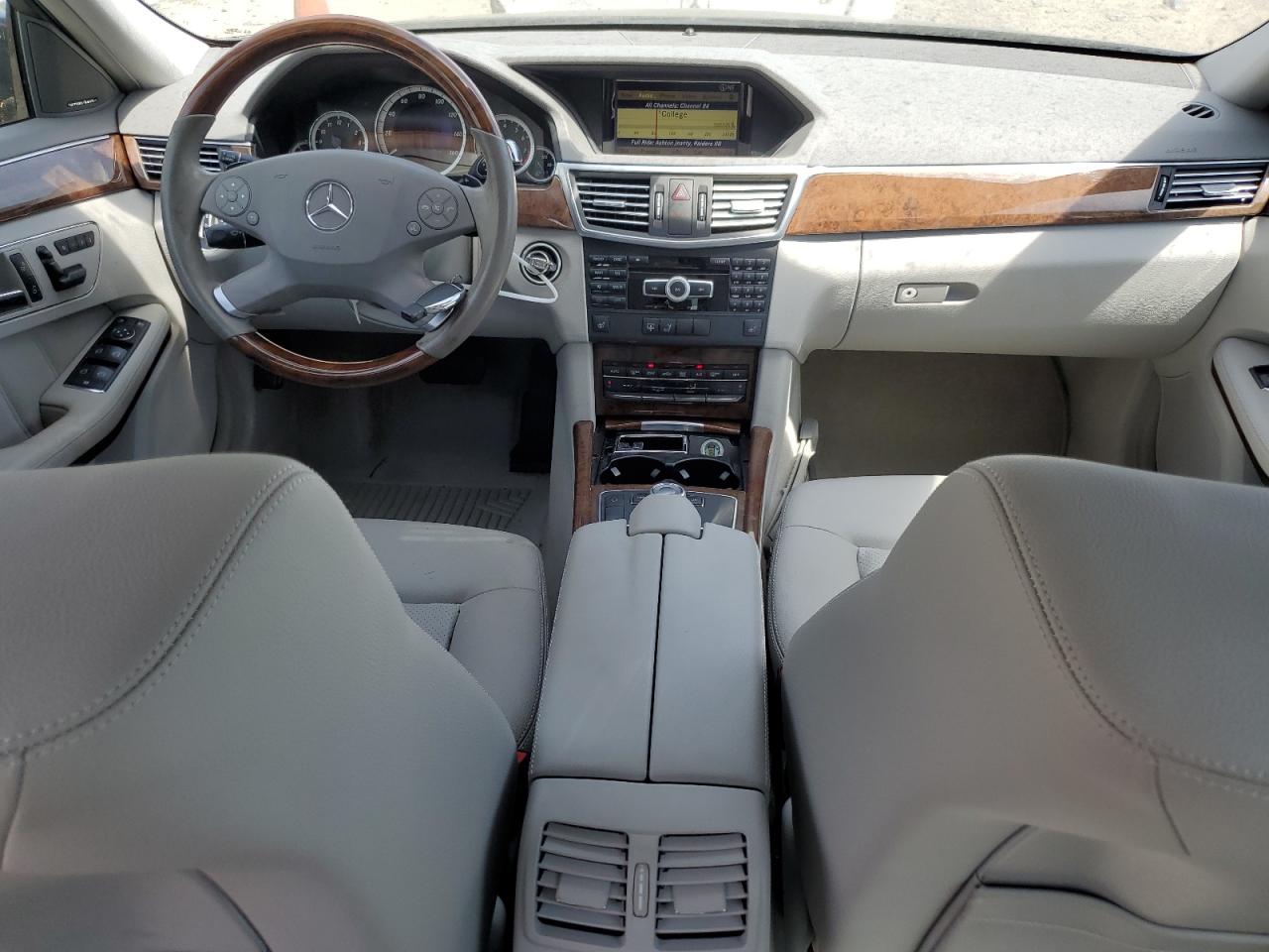 2011 Mercedes Benz E-Class VIN: WDDHEF5GB1BA50150 Lot: 54344845