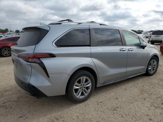  TOYOTA SIENNA 2021 Сріблястий