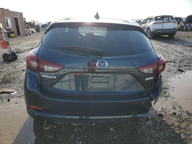  MAZDA 3 2018 Granatowy