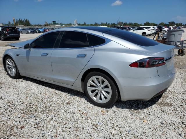  TESLA MODEL S 2017 Srebrny