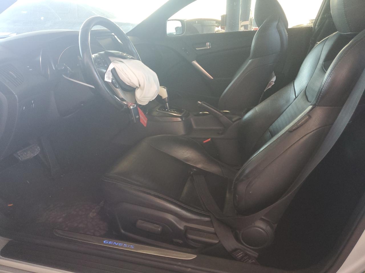 2013 Hyundai Genesis Coupe 3.8L VIN: KMHHU6KJXDU102707 Lot: 54265985