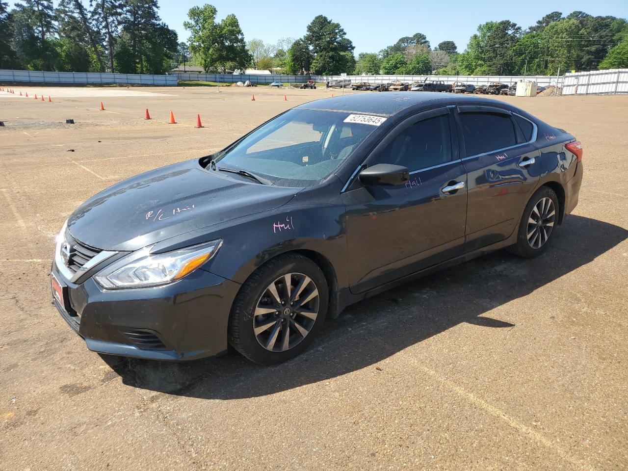 2016 Nissan Altima 2.5 for Sale in Longview, TX - All Over