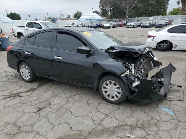  NISSAN VERSA 2017 Чорний