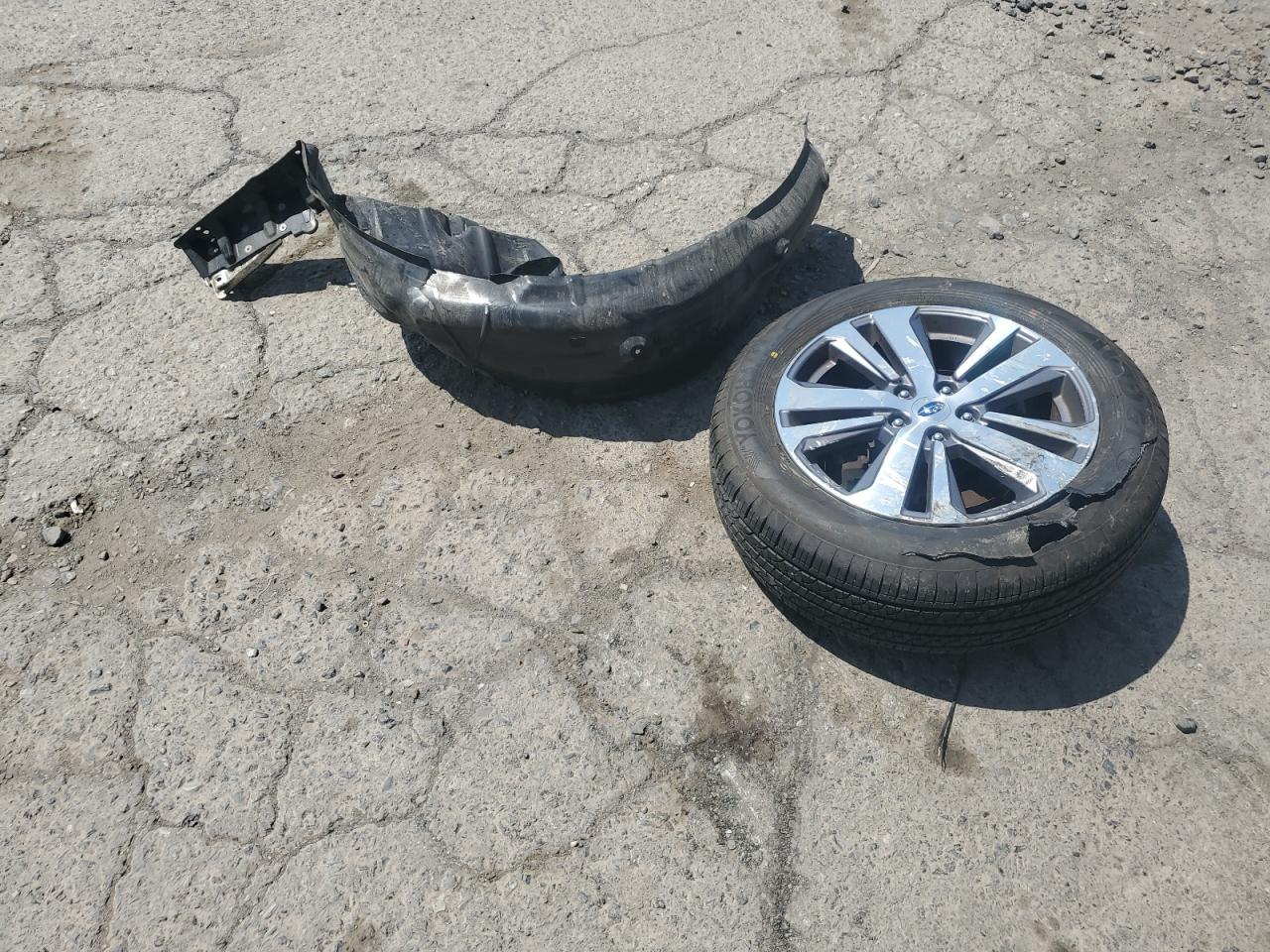 2018 Subaru Outback 2.5I Limited VIN: 4S4BSANC2J3282620 Lot: 55068995