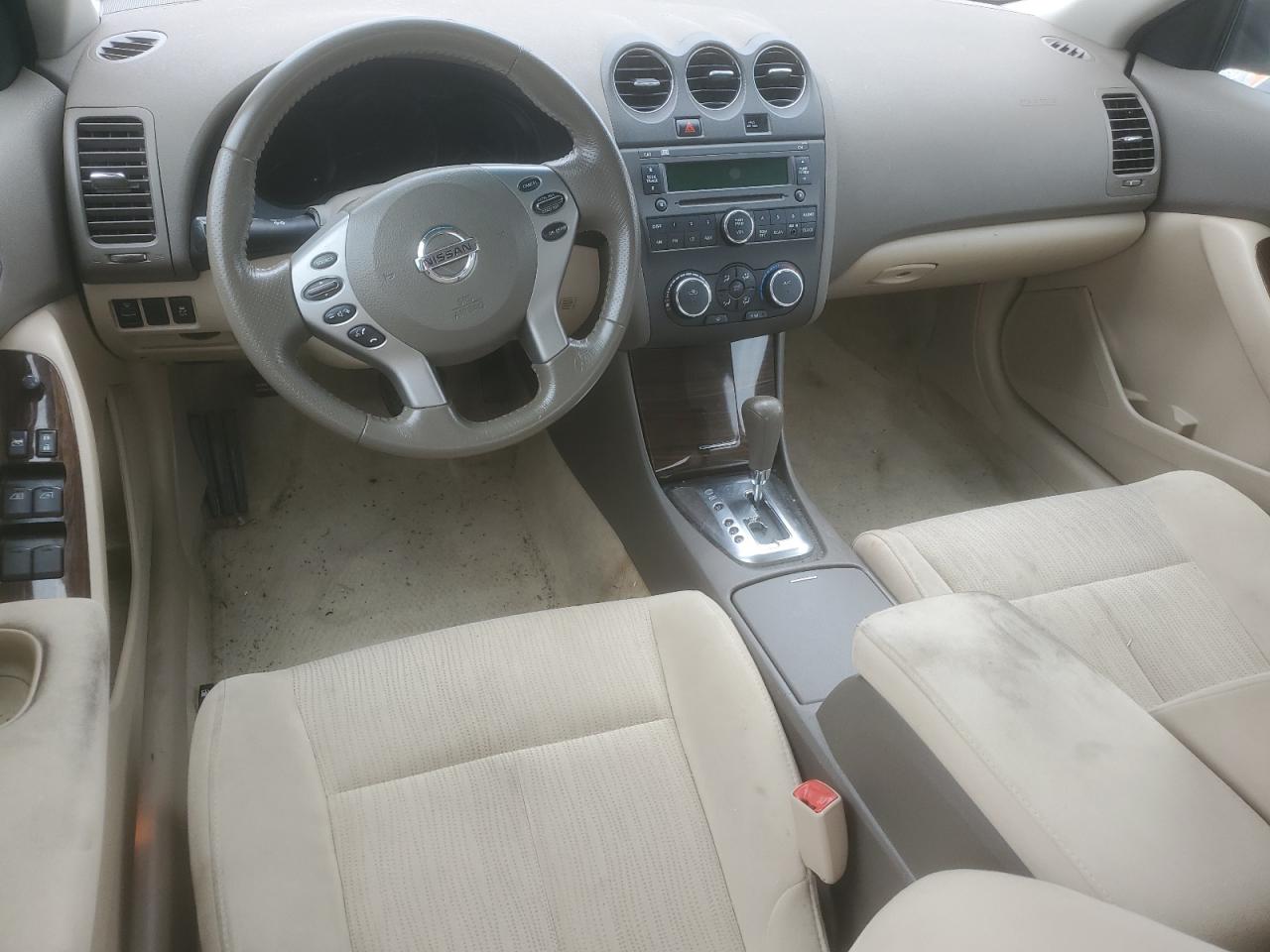 2012 Nissan Altima - Image 8
