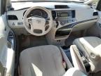 2012 Toyota Sienna  იყიდება Van Nuys-ში, CA - Front End