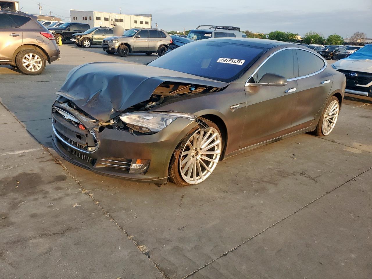 2013 Tesla Model S للبيع في Grand Prairie، TX - Front End