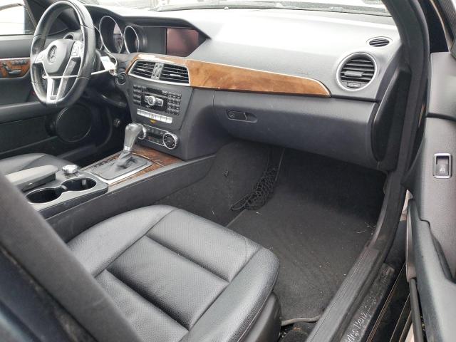 Седани MERCEDES-BENZ C-CLASS 2012 Чорний