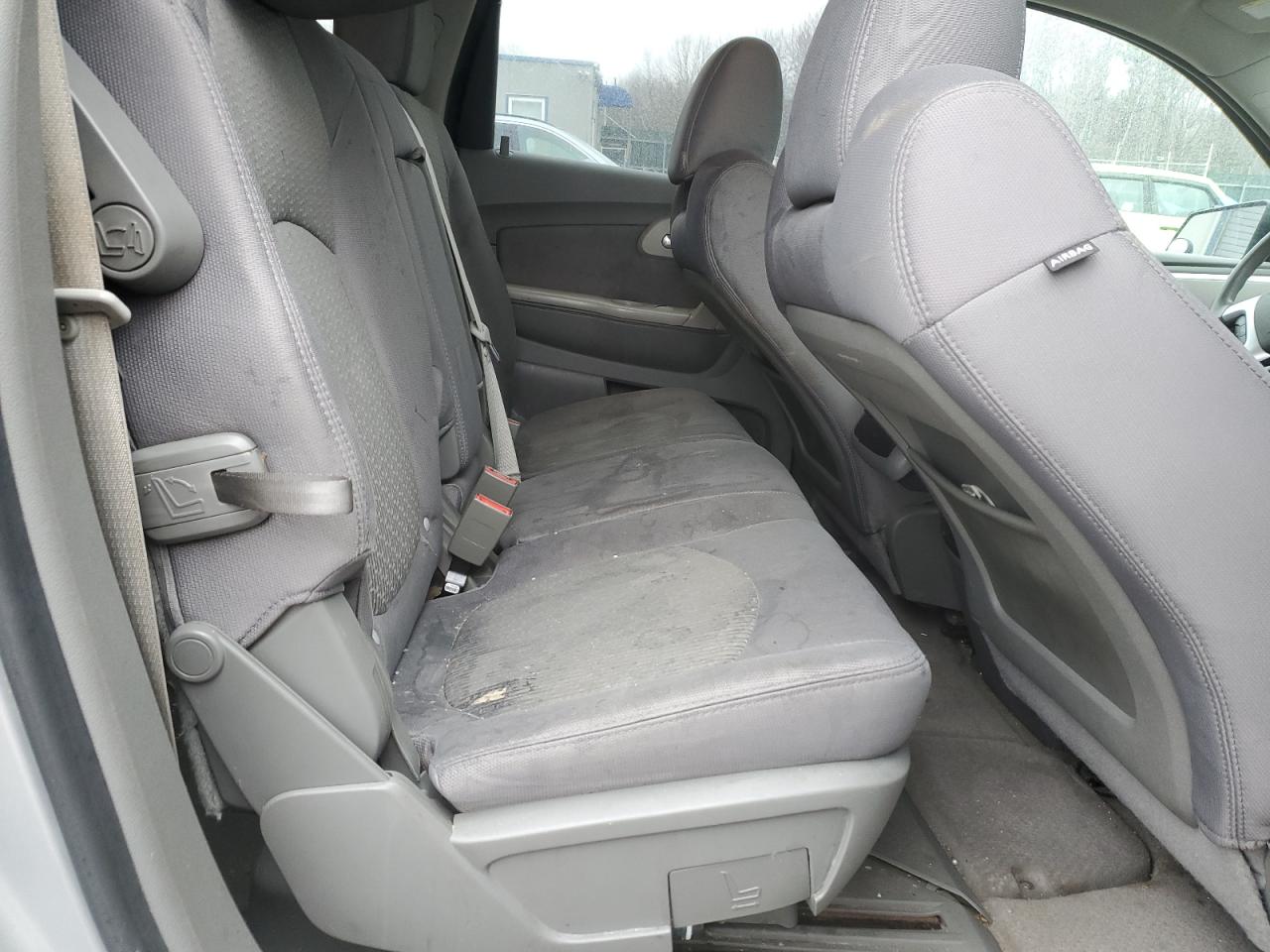 2011 Chevrolet Traverse Ls VIN: 1GNKVEED8BJ300828 Lot: 67429475