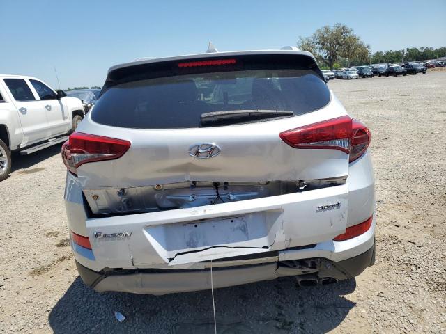  HYUNDAI TUCSON 2018 Srebrny