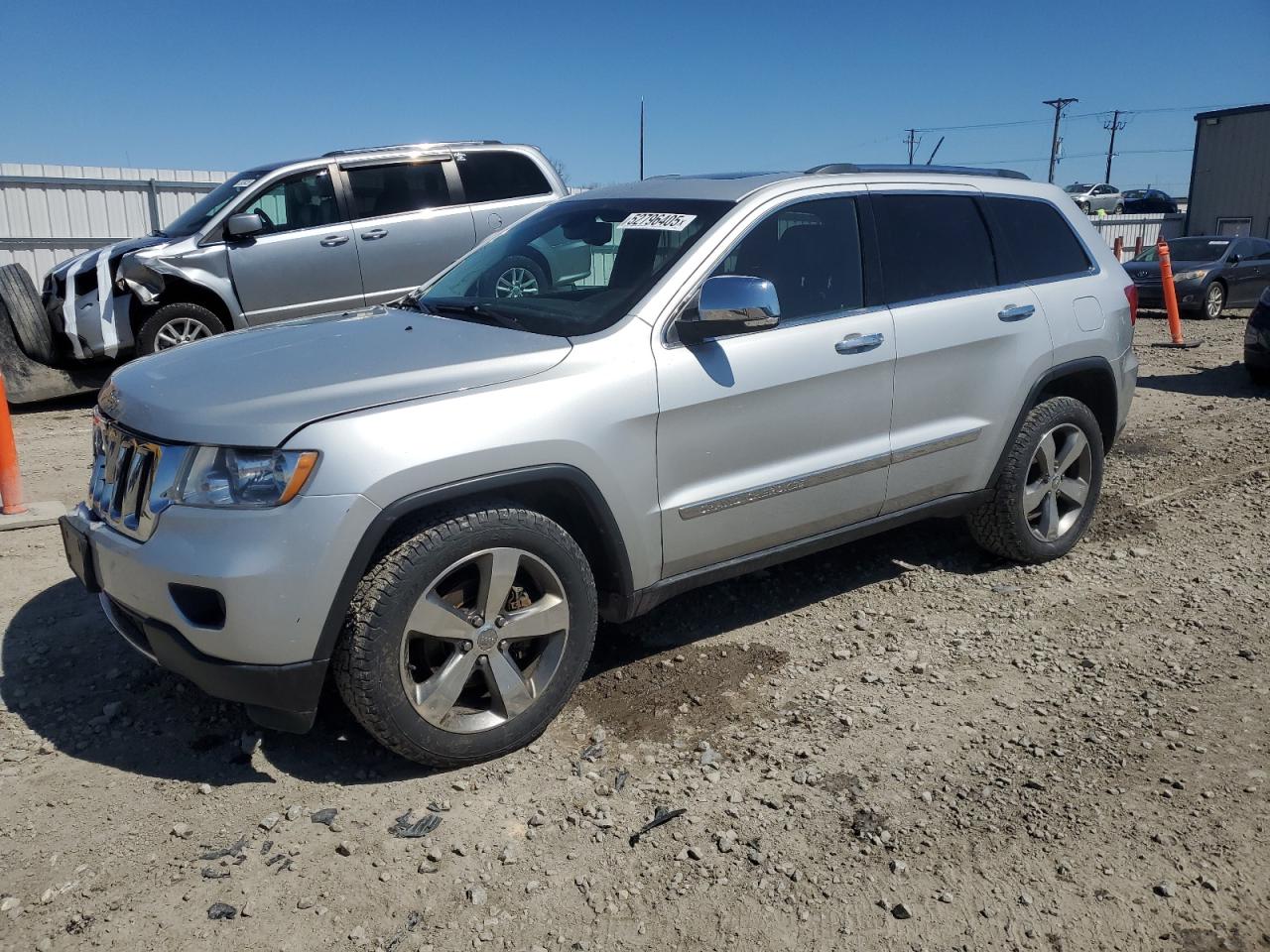 2013 Jeep Grand Cherokee Limited на продаже в Appleton, WI - Front End