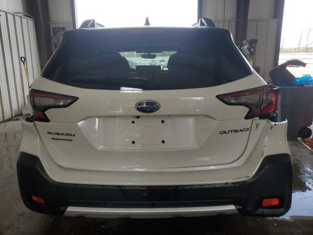  SUBARU OUTBACK 2024 White