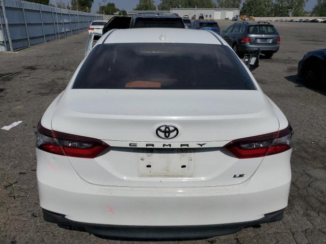  TOYOTA CAMRY 2021 White