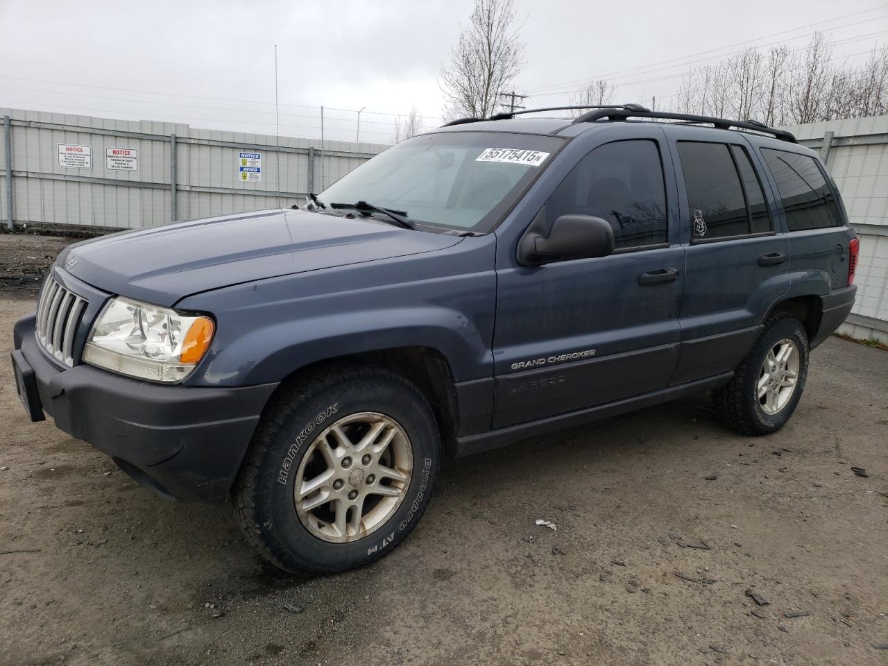 2004 Jeep Grand Cherokee Laredo იყიდება Anchorage-ში, AK - Front End