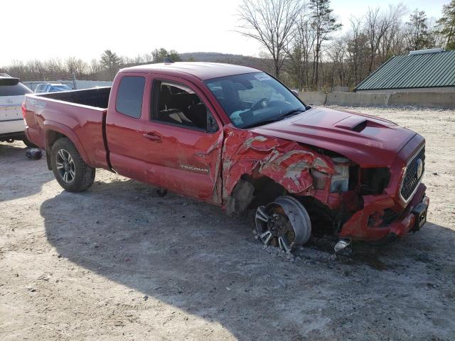  TOYOTA TACOMA 2018 Czerwony