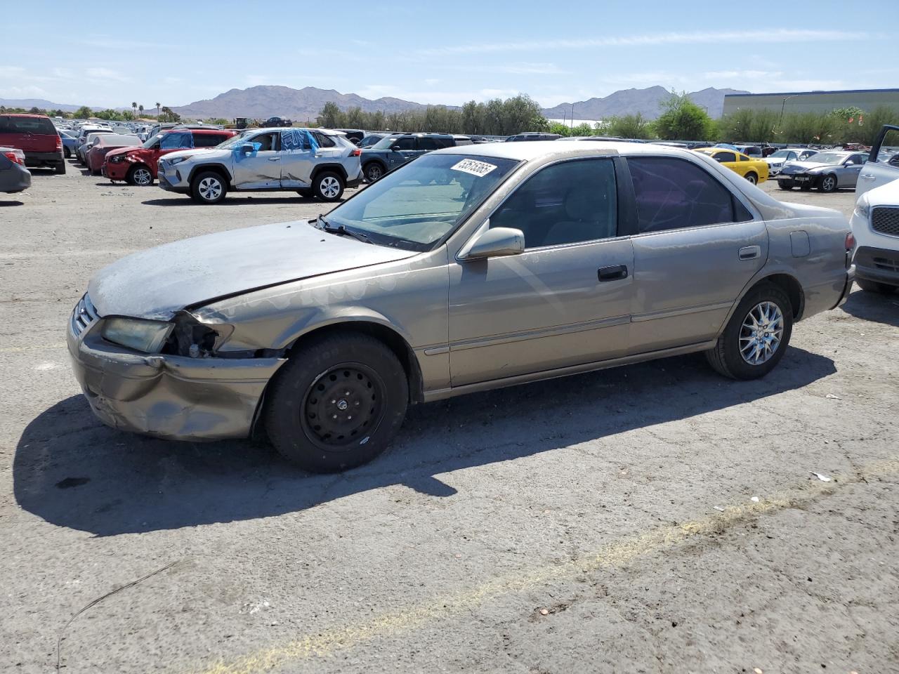 1999 Toyota Camry Ce for Sale in Las Vegas, NV - Front End