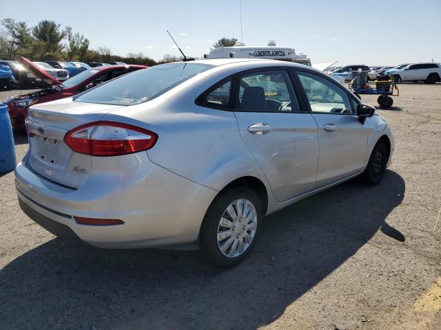  FORD FIESTA 2014 Srebrny