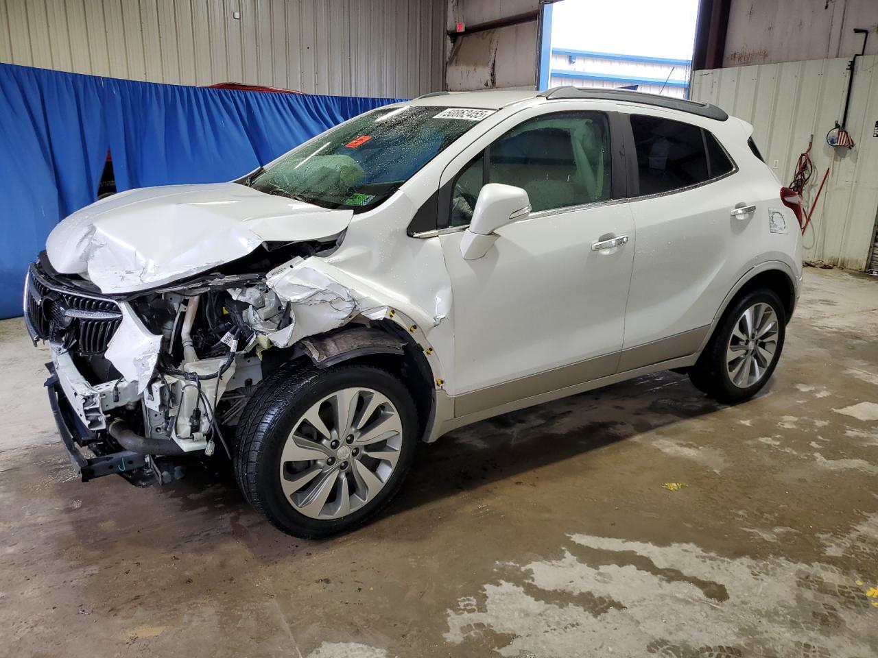 2017 Buick Encore Preferred იყიდება Hurricane-ში, WV - Front End