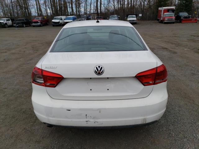 Седаны VOLKSWAGEN PASSAT 2013 Белый