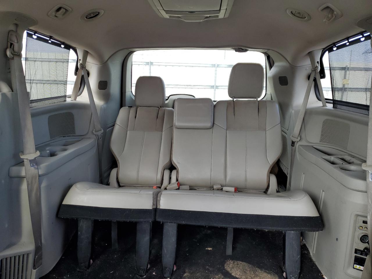 2013 Chrysler Town & Country Limited VIN: 2C4RC1GG4DR757602 Lot: 51802225