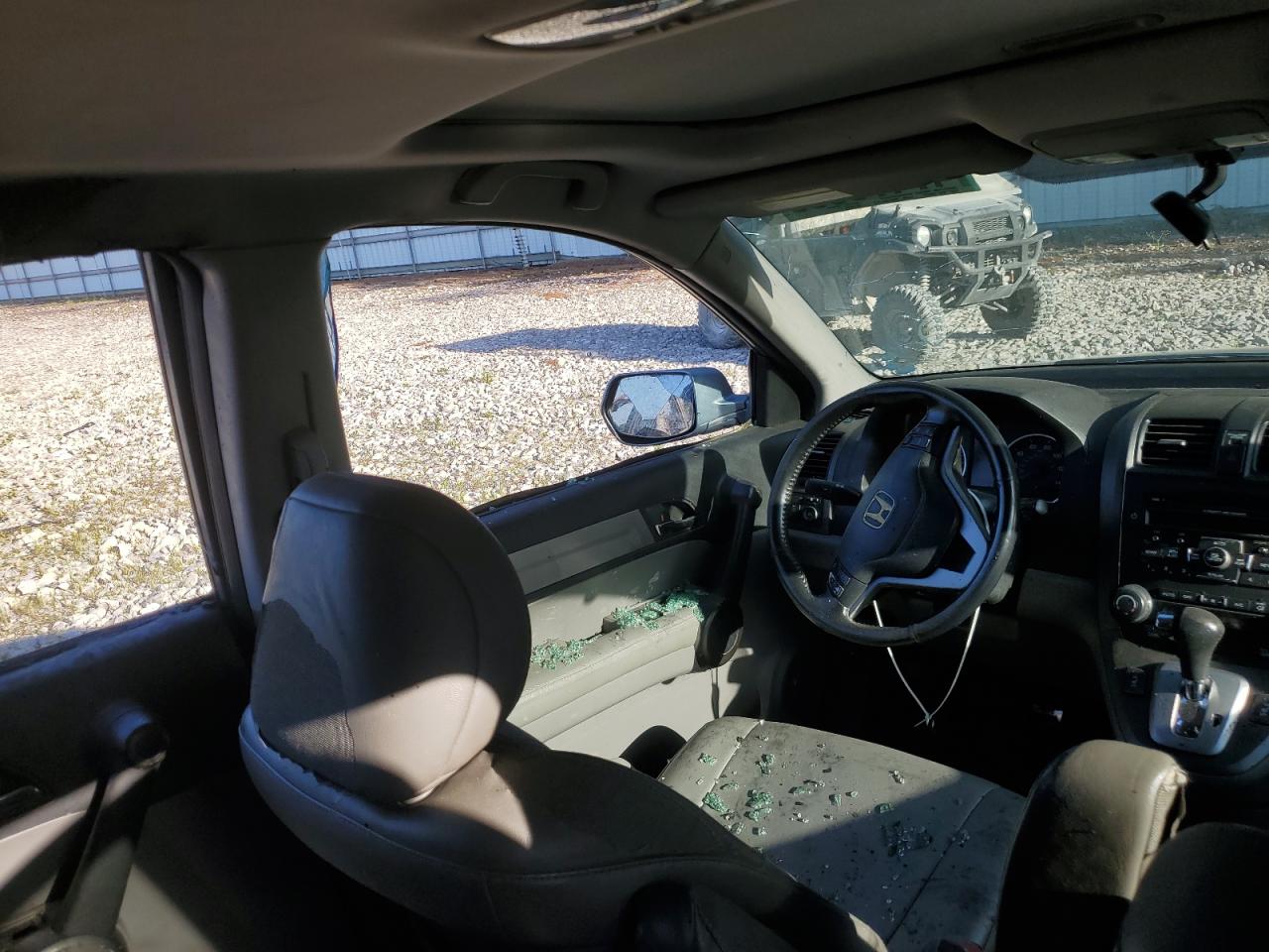 2010 Honda CR-V - Image 15