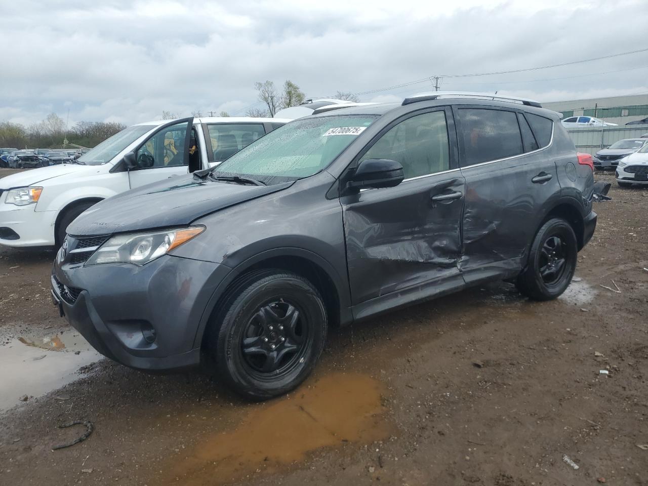 2013 Toyota Rav4 Le for Sale in Chicago Heights, IL - Front End