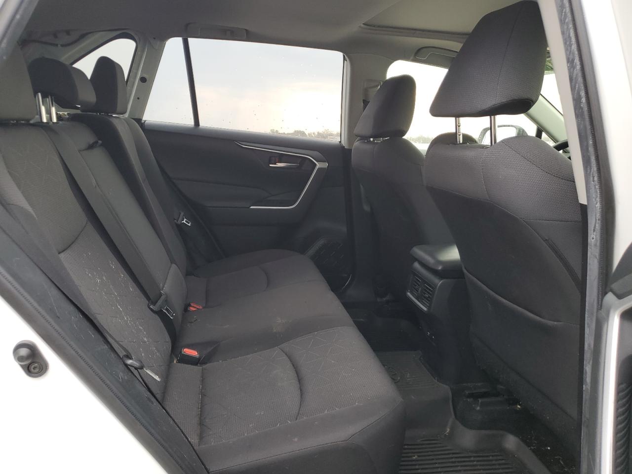 2021 Toyota Rav4 Xle VIN: JTMP1RFVXMD075631 Lot: 52877675