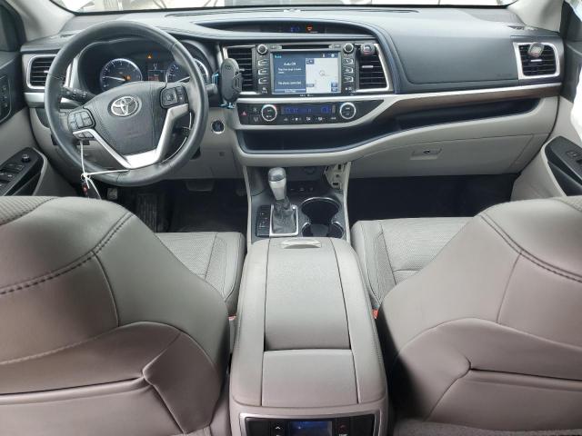 Parquets TOYOTA HIGHLANDER 2015 Zielony
