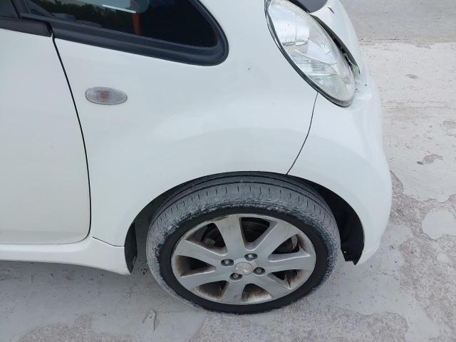 2015 PEUGEOT ION