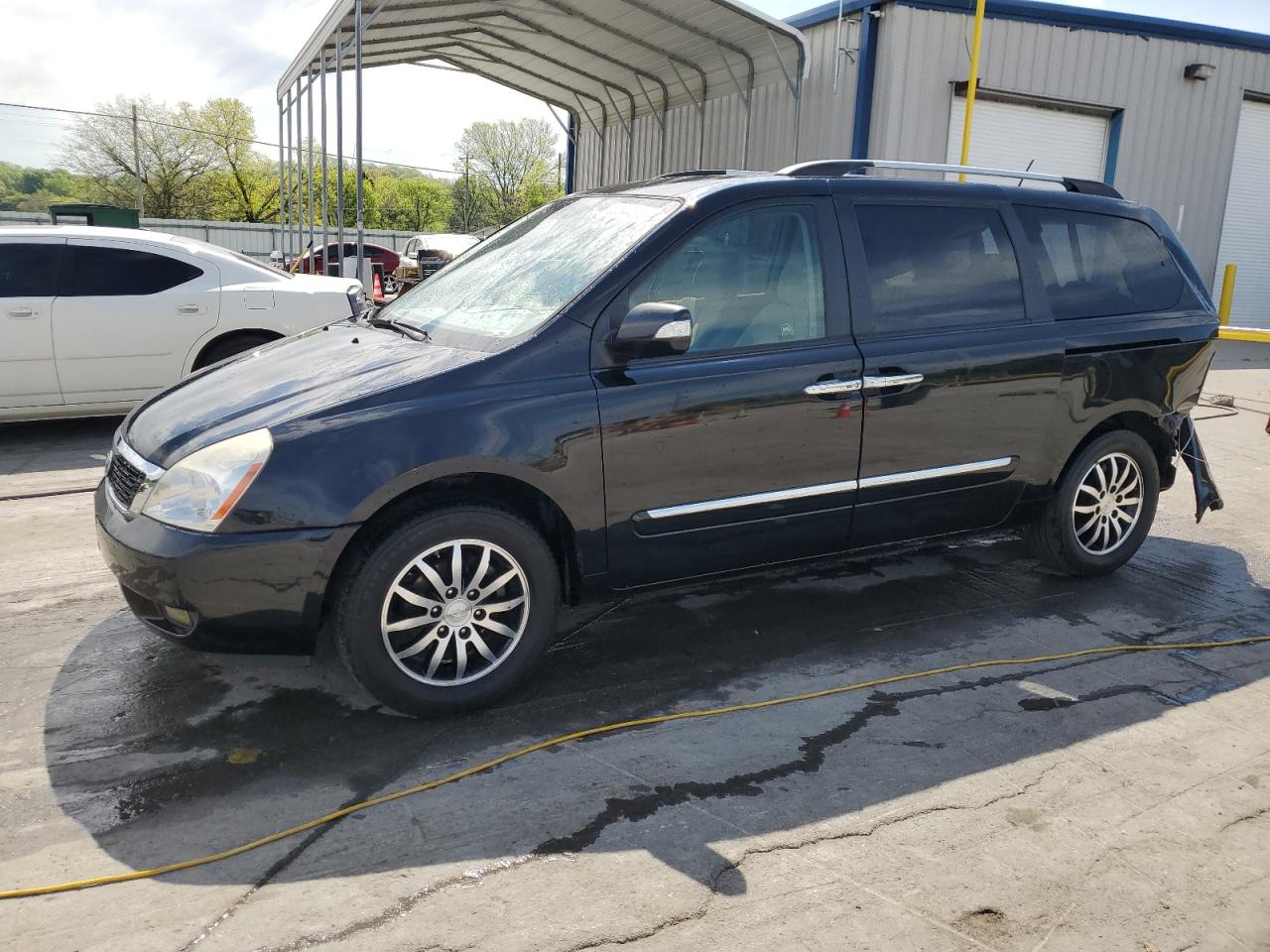 2011 Kia Sedona Ex للبيع في Lebanon، TN - Rear End